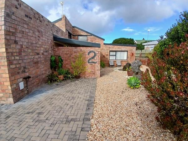 House For Sale in Stilbaai-Wes, Stilbaai